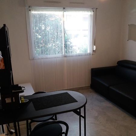Apartamento Studio Bord De Mer Nice Ouest Exterior foto